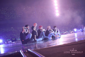 BTS: Love Yourself Tour in Seoul (Кадр из фильма 4)