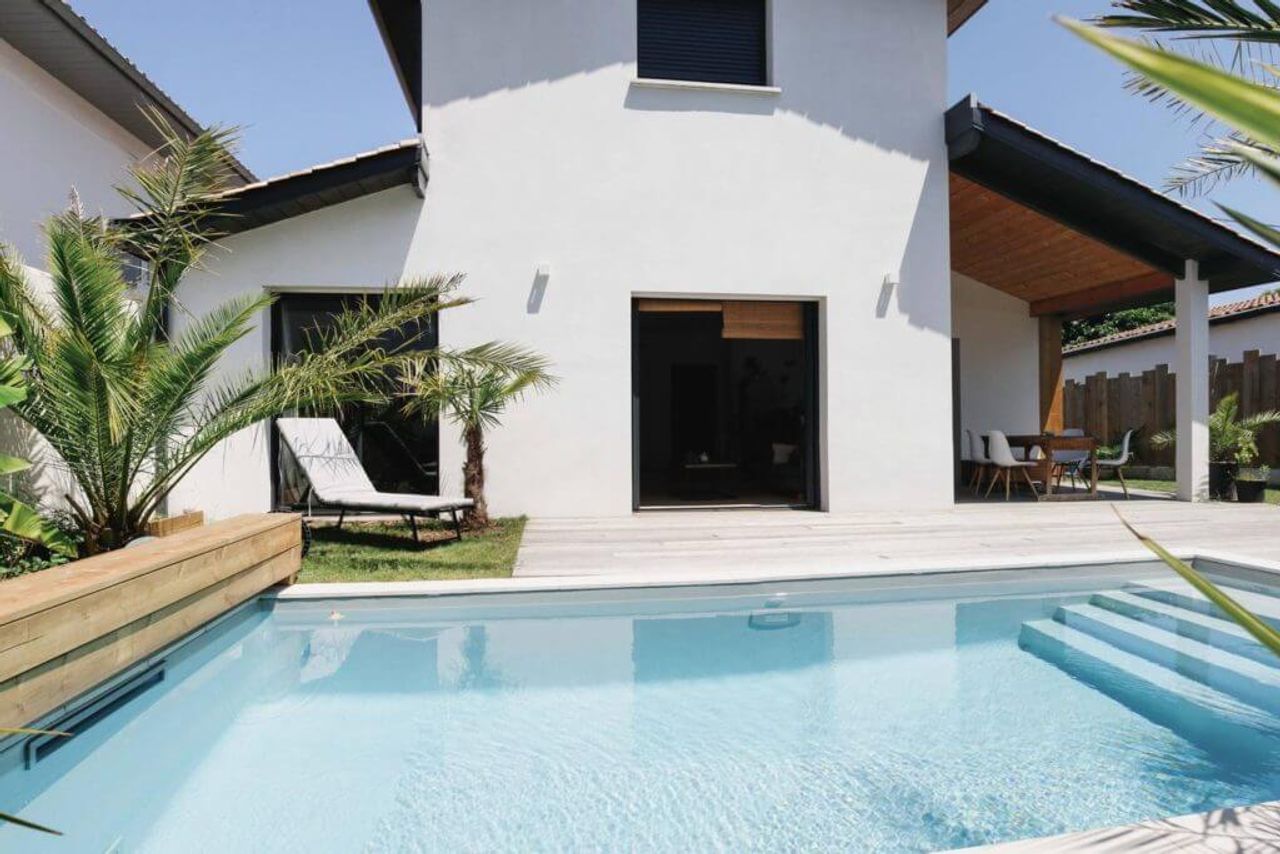 Piscine design, construction piscine Gironde - Aquanov