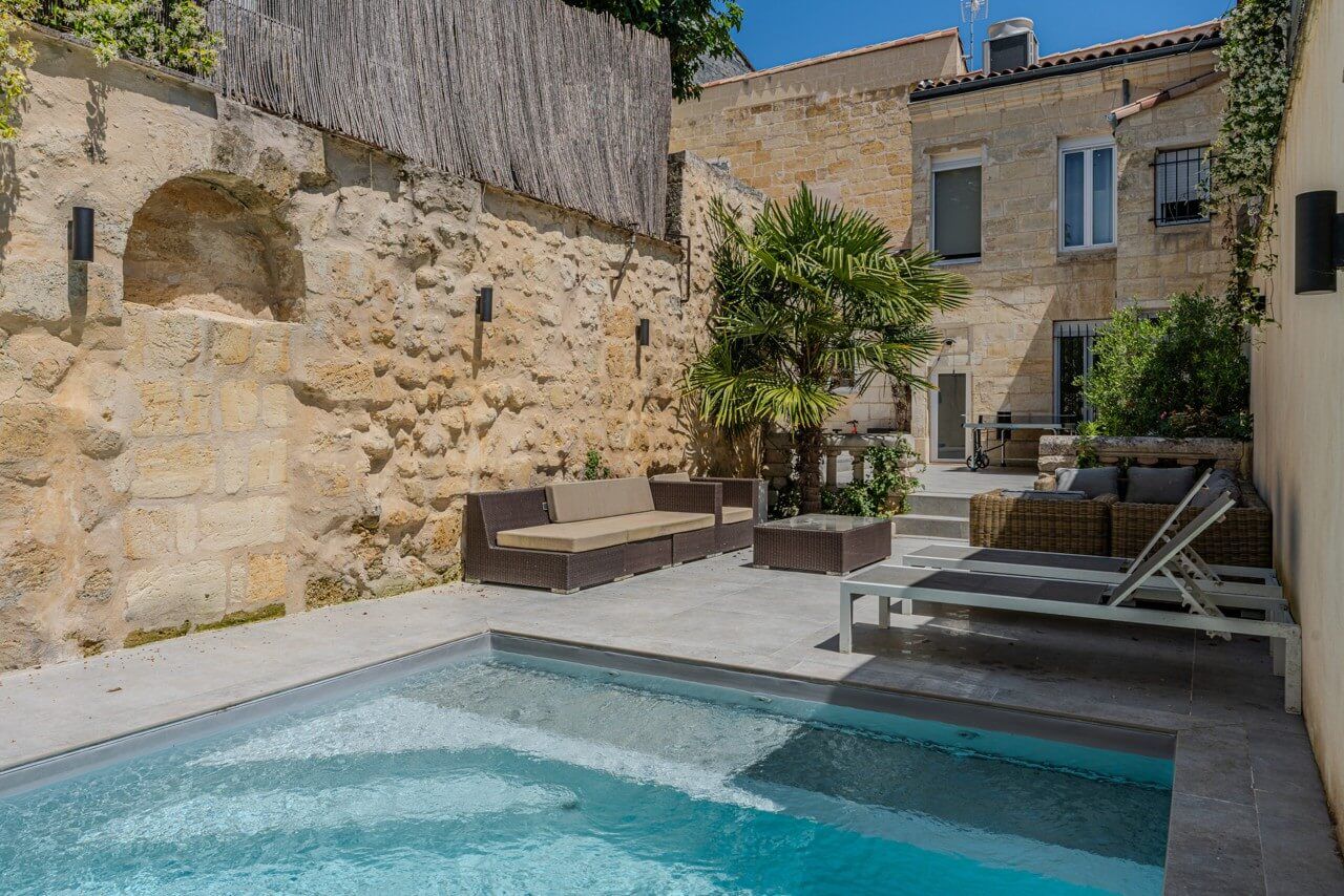 Aquanov, expert en rénovation de piscines à Bordeaux et partout en Gironde