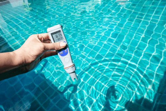 analyse de l'eau de piscine