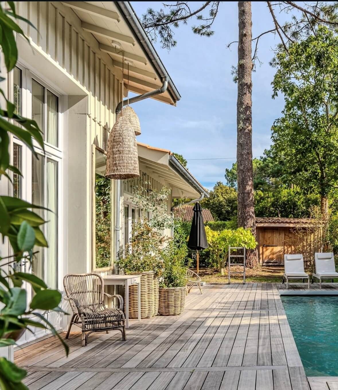 construction de piscine à salles 33770