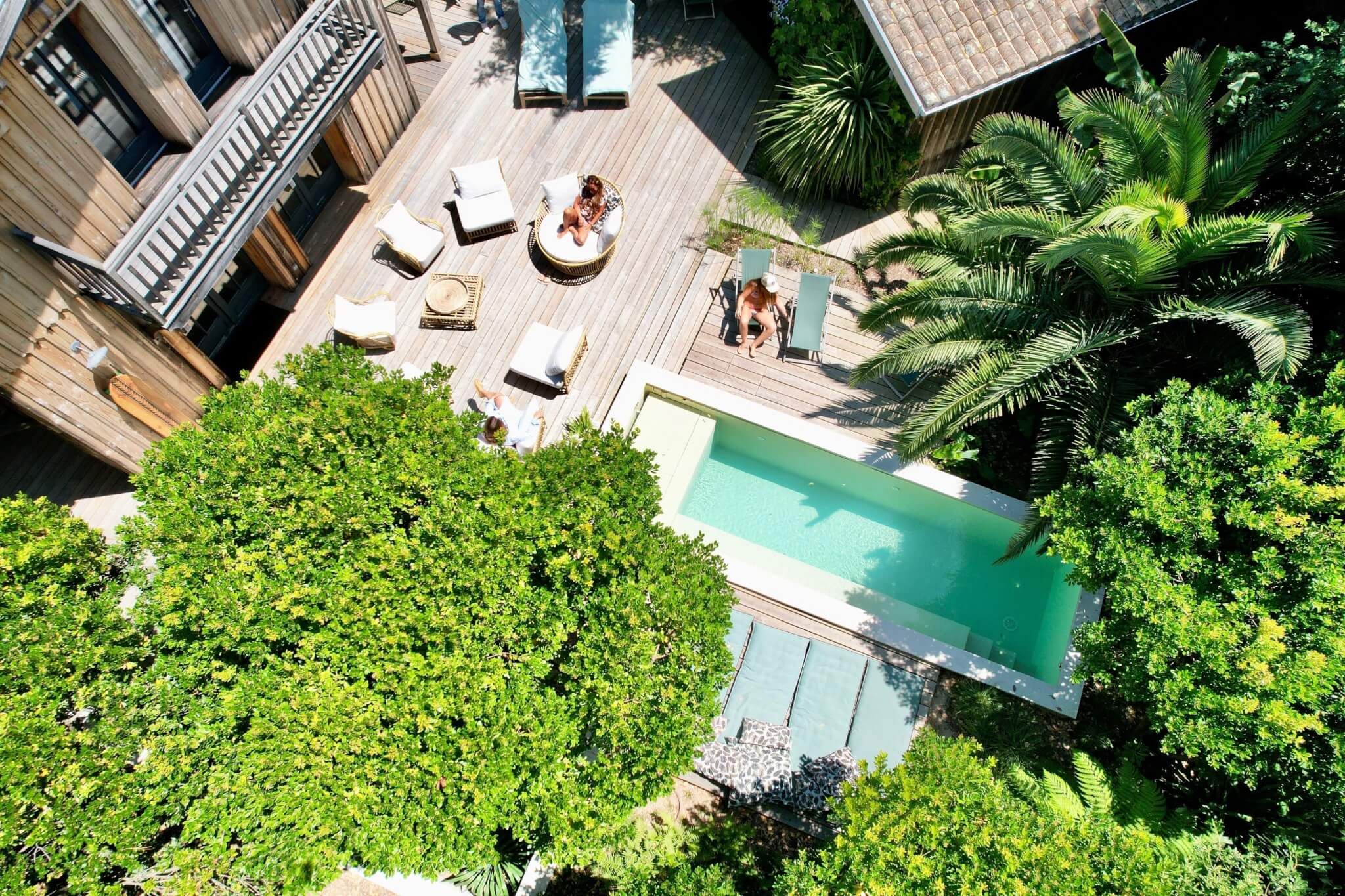 équipements de piscine extérieure