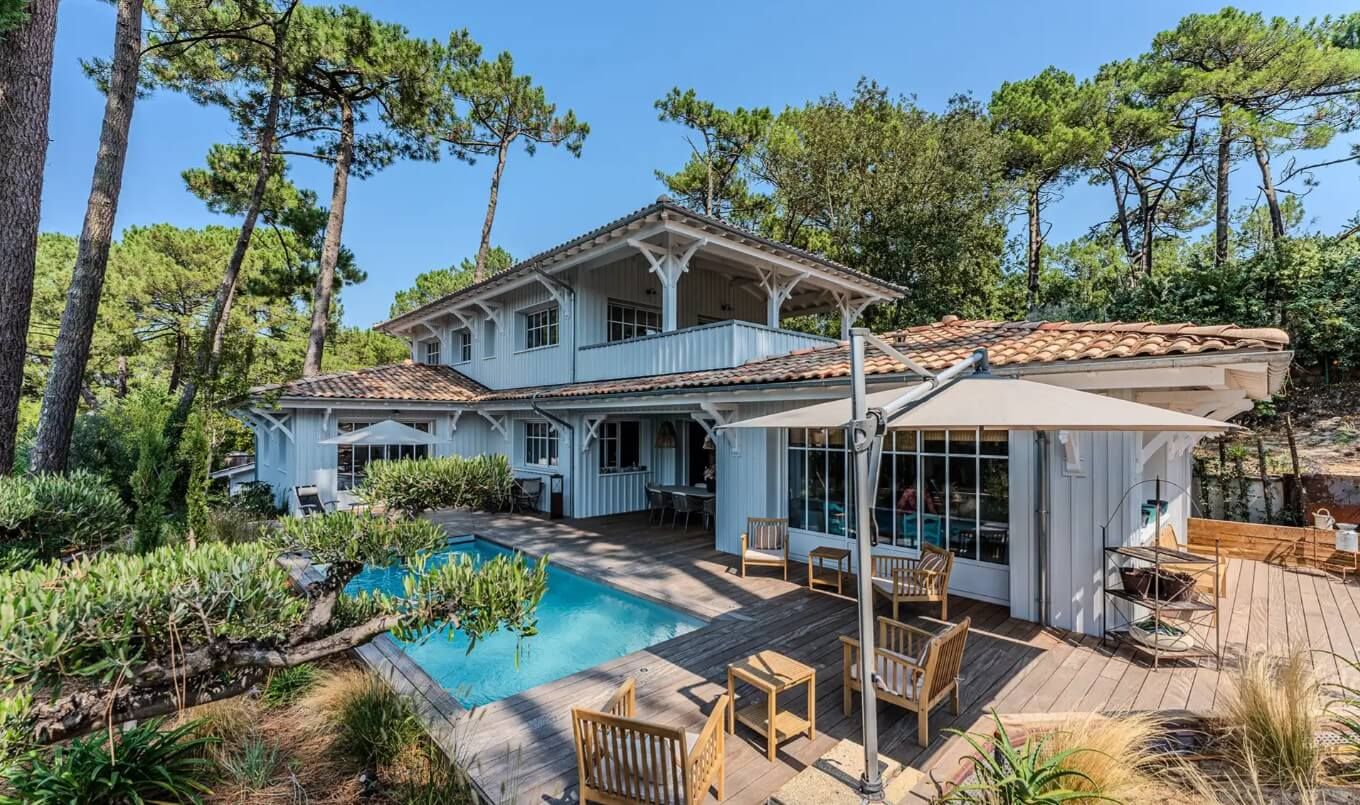 construction de piscine extérieure en gironde