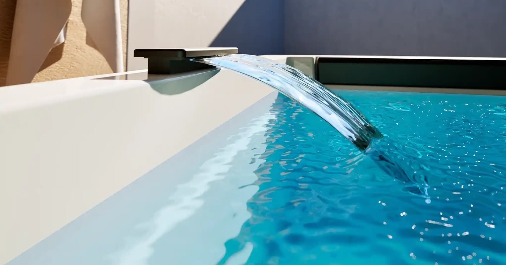 SPA extérieur en inox pour location meublée haut de gamme