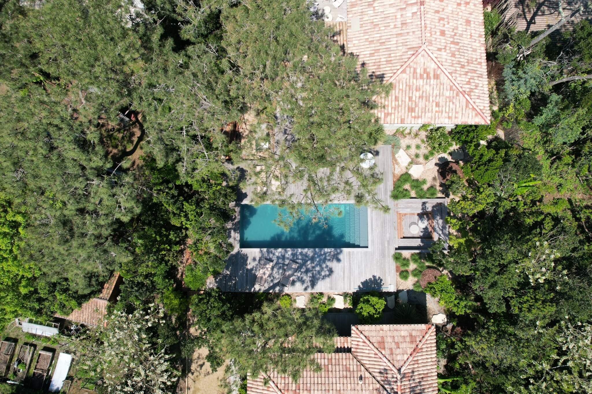 Construction de piscine métallique