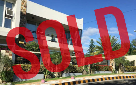 [SOLD] LUXURY HOUSE AT ORCHARD GOLF AND COUNTRY CLUB