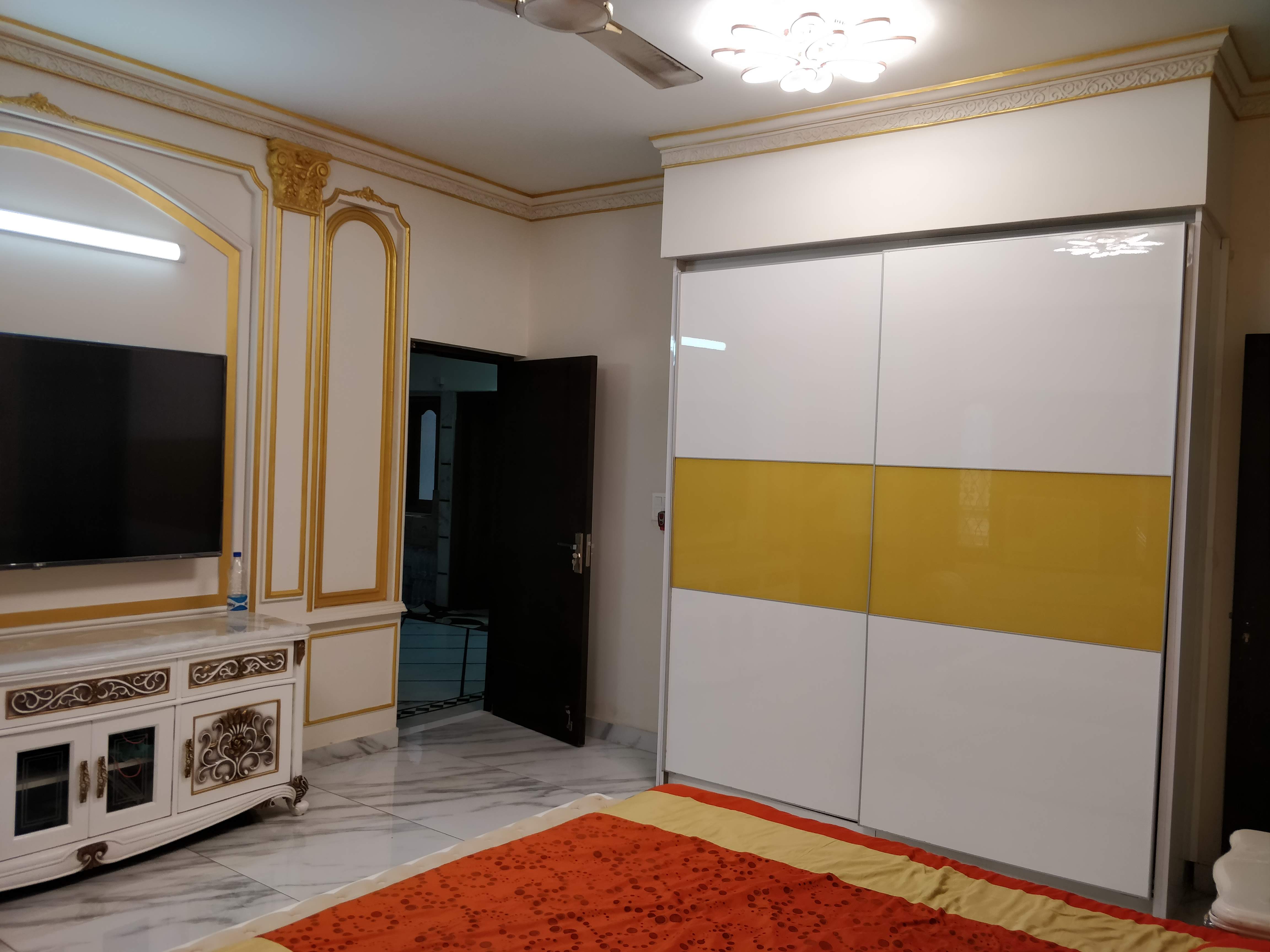 Sunil Dutt, Inderpuri