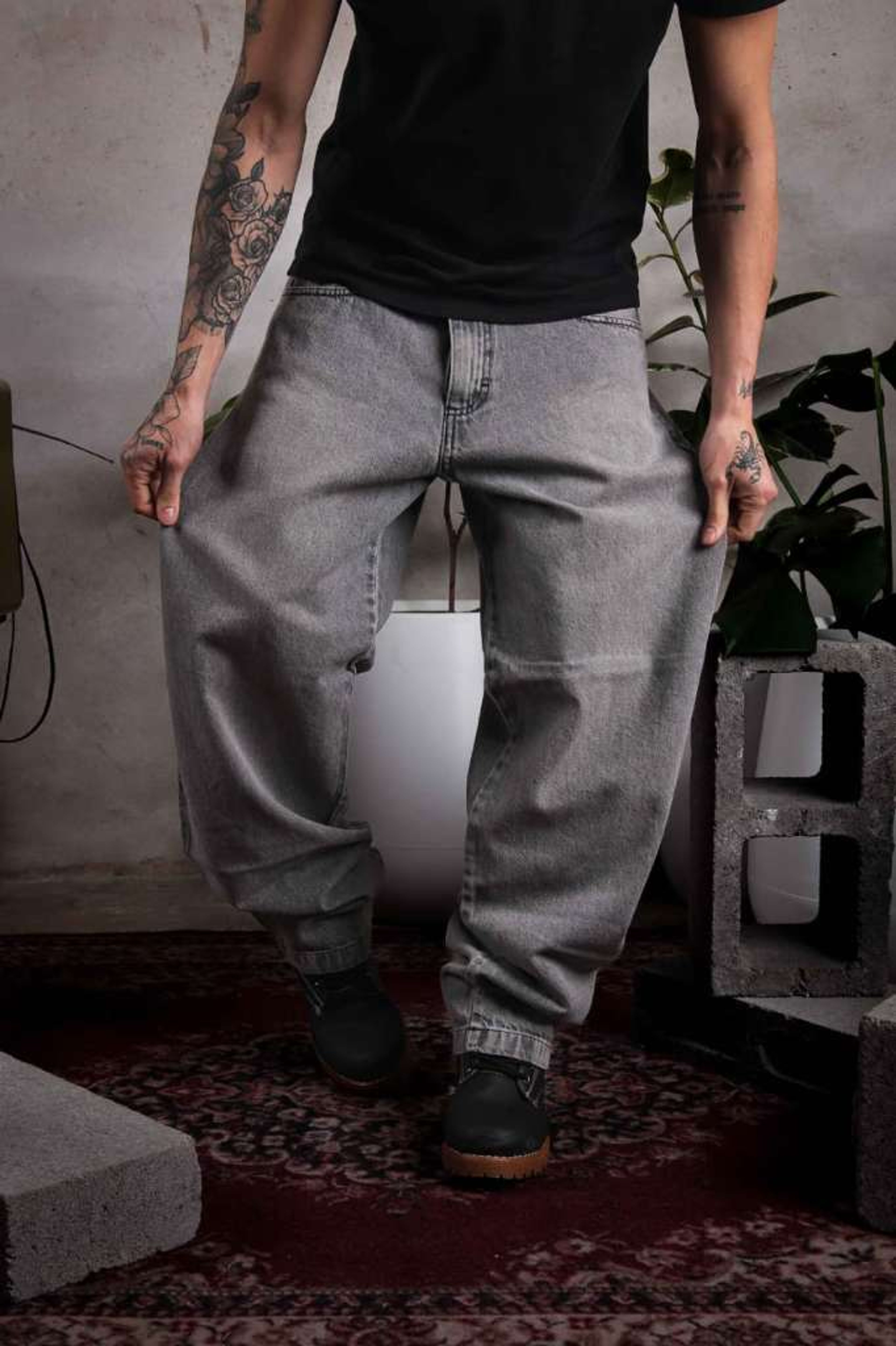 gray 2