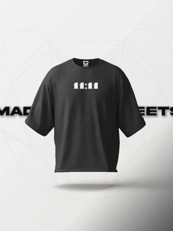 11:11 Rebirth Oversized T-Shirt – Black