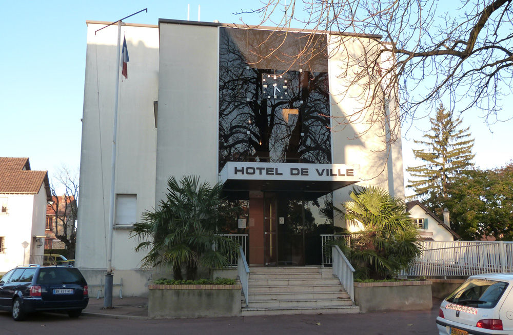 Beauchamp Mairie - Fenetre - Fenetre De Toit
