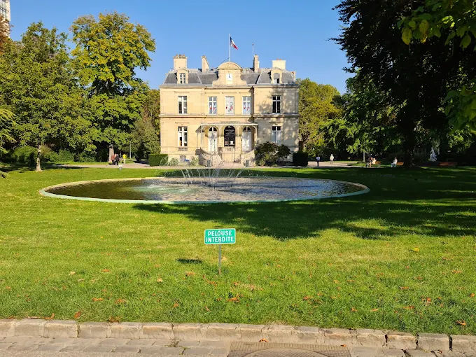 Choisy Le Roi Mairie - Fenetre - Fenetre De Toit