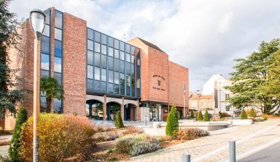 Cormeilles En Parisis Mairie - Fenetre - Fenetre De Toit