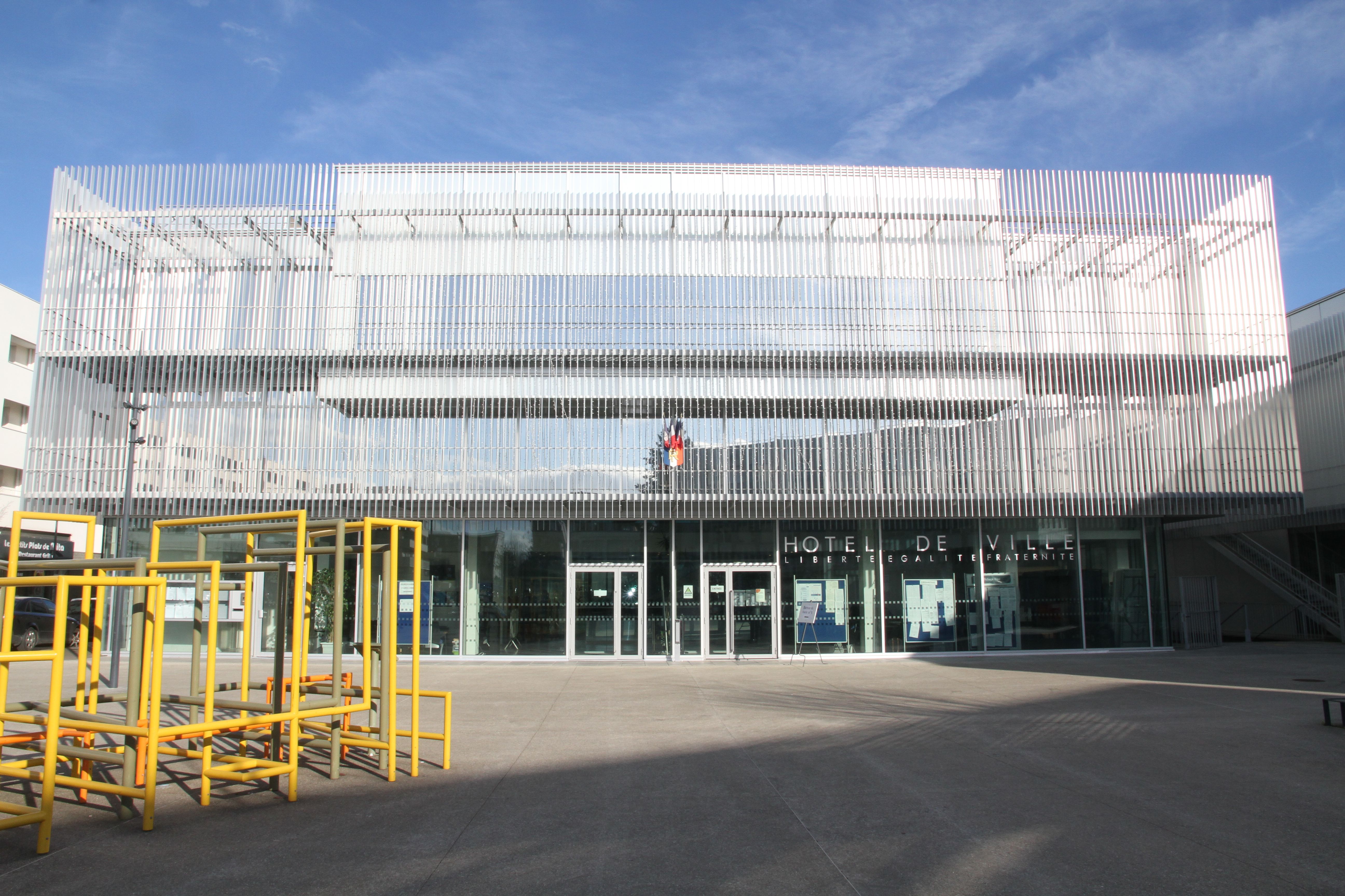 Fosses Mairie - Fenetre - Fenetre De Toit