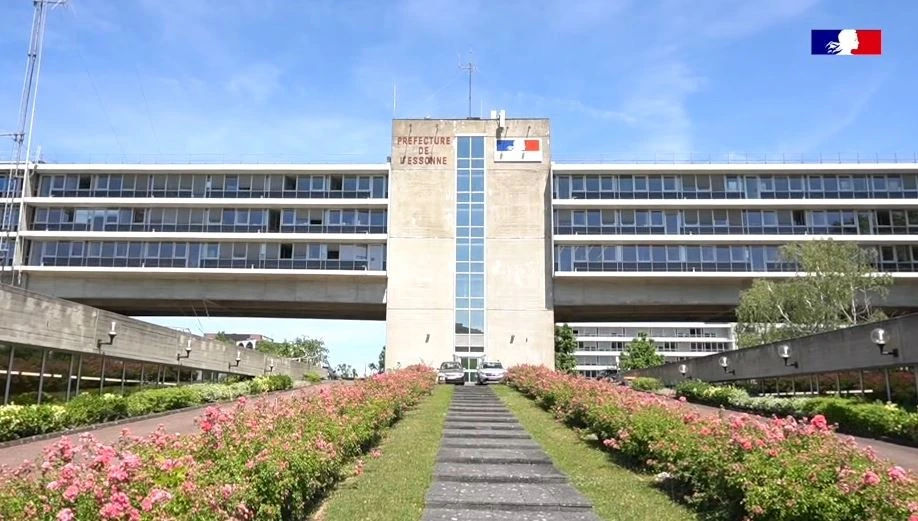Préfecture De L Essonne 91 - Vitrier - Vitrage Feuillete