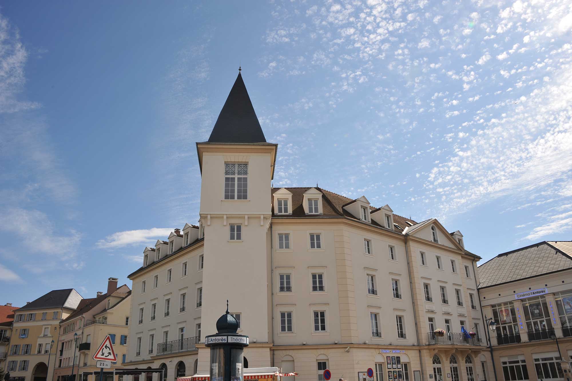 Vaureal Mairie - Fenetre - Fenetre De Toit