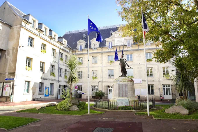 Villejuif Mairie - Fenetre - Fenetre De Toit