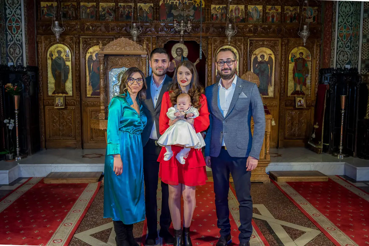 Capturing the Sacred: A Technical Approach to Romanian Baptism Photography