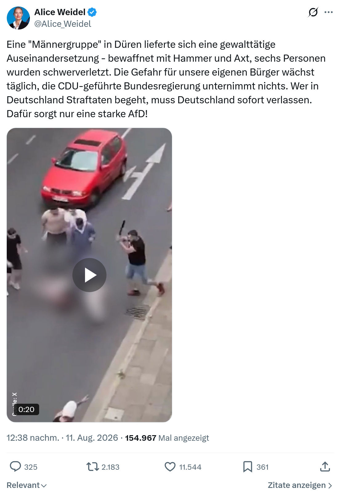 Alice Weidel: Eine "Männergruppe" in Düren...