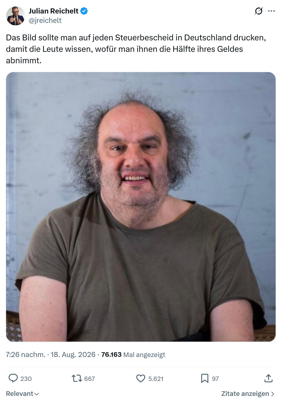 Julian Reichelt: Das Bild sollte man auf jeden...