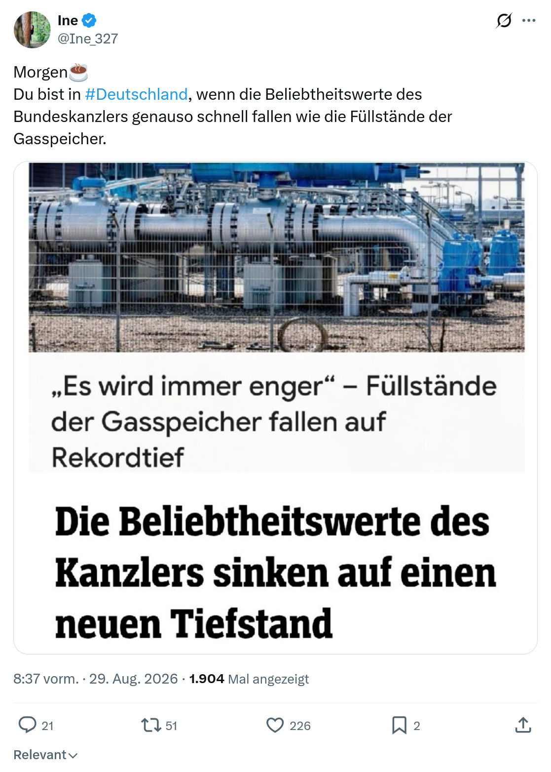Ine: Du bist in #Deutschland...