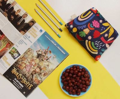 کیف آرایشی رنگین کمان 24×16