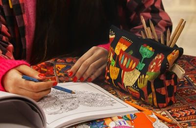 کیف آرایشی گل فانتزی 24×16