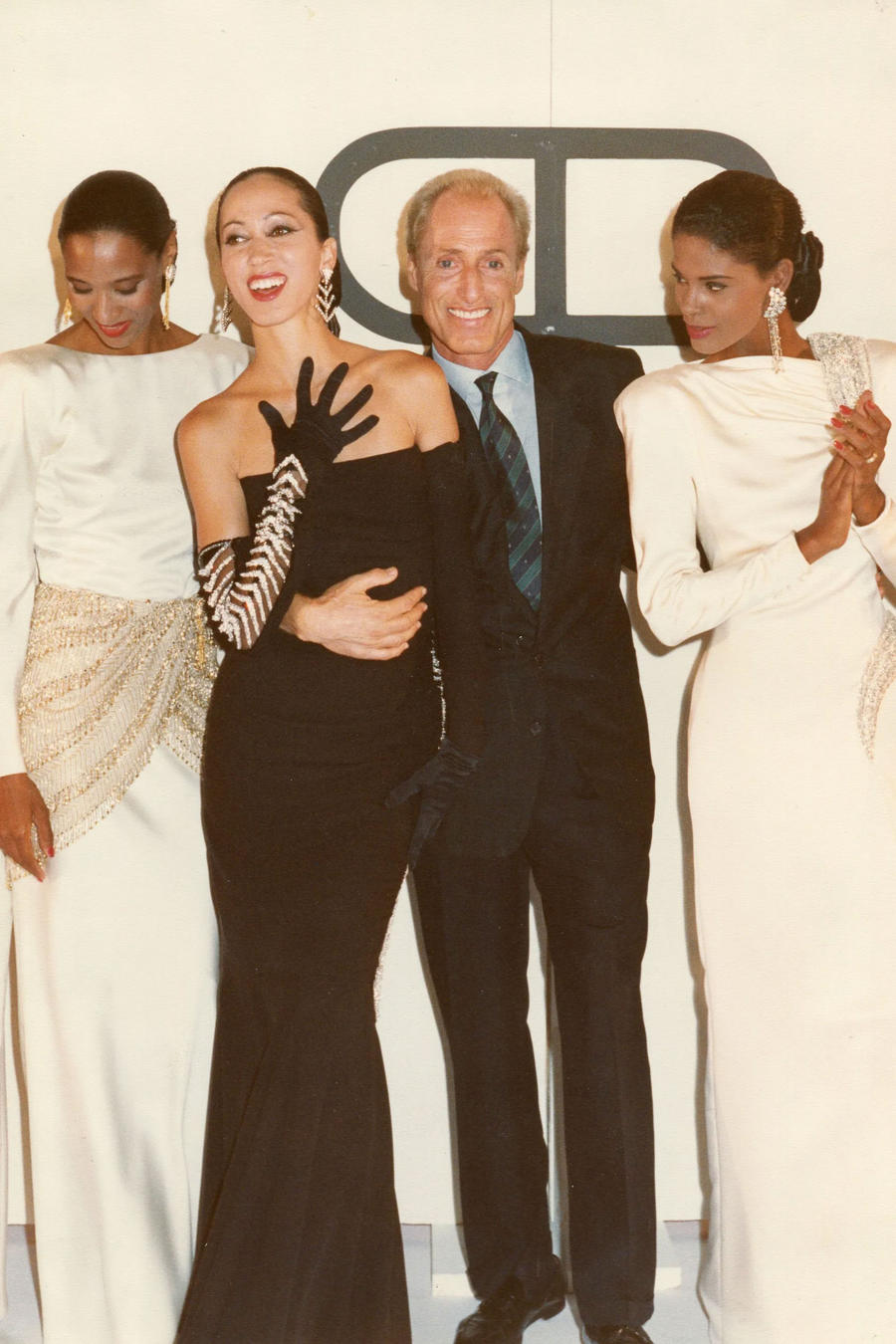 'Farewell to Renato Balestra, who became a haute couture designer ...