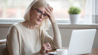 Ce este Overthinking-ul (Gândirea Excesivă)? Simptome și Tratament