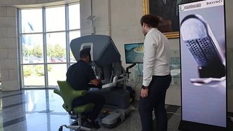 Simulatorul robotic la Centrul Medical Anadolu
