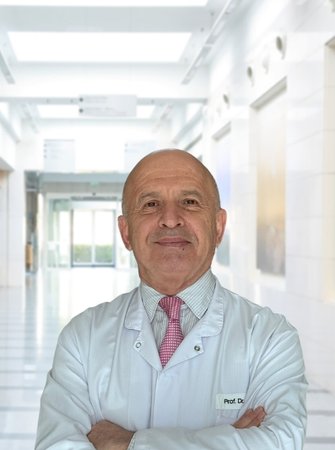 Altan Kır