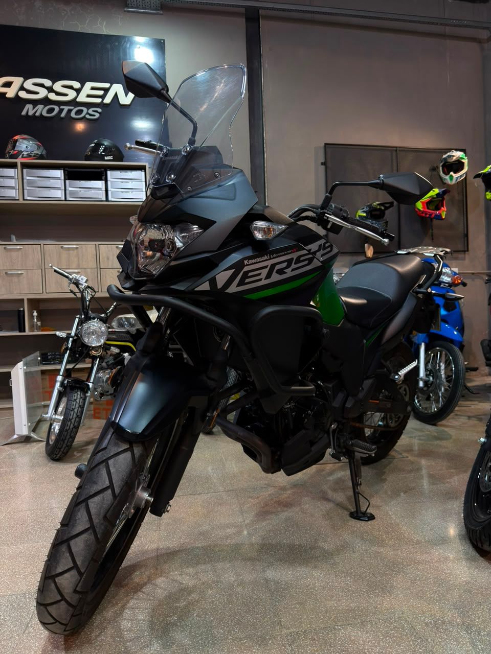 Imagen de VERSYS X ABS