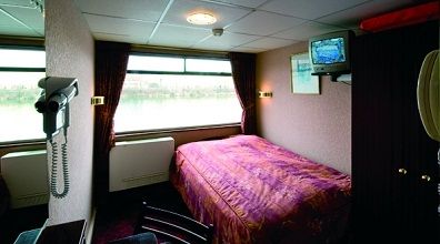 Upper deck 2 beds Photo