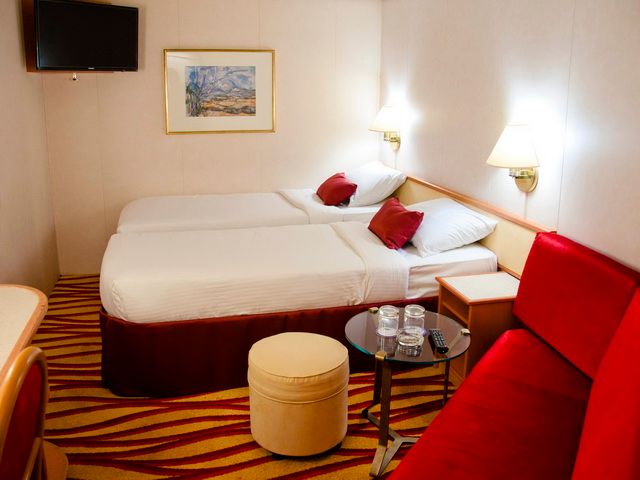 DA - Superior Inside Stateroom Photo