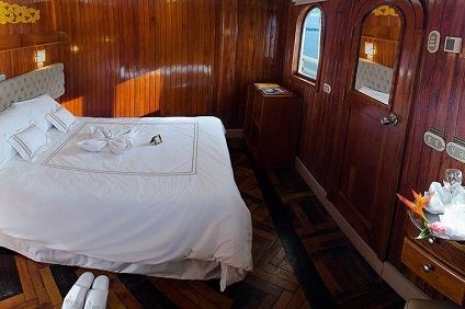 Upper Deck Cabins Photo