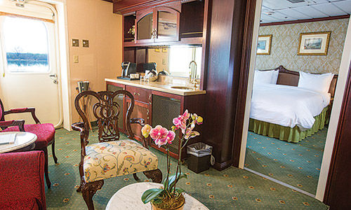 LS - Luxury Suite with Veranda Photo