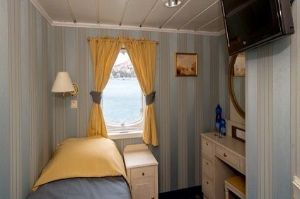 Standard Single Photo