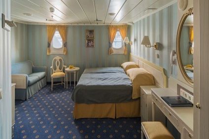 Deluxe Stateroom Photo