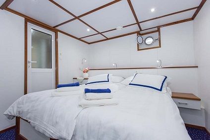 Main Deck Cabins Photo
