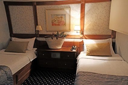 Cat C - Lower Deck (Twin Beds) Photo
