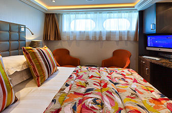 E - Outside Stateroom Photo