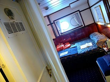 Category 3 - Oceanview Stateroom Photo