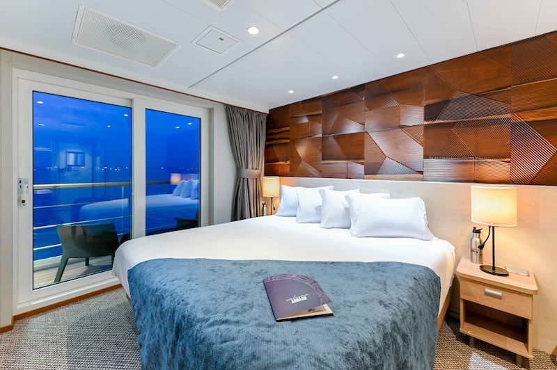 Explorer Deck Balcony Stateroom Photo