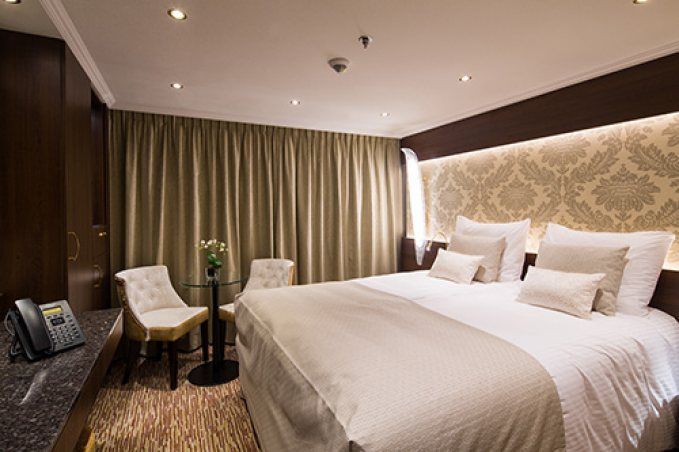 Emerald Deck Suite - Sole Occupancy Photo