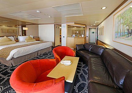 15 - Suite with Balcony Deck 10 Photo