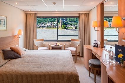 MX - 2 Bed Middle Deck Aft with Panorama Window Photo