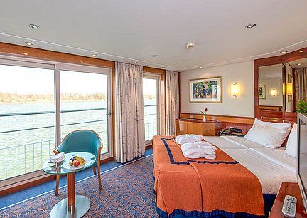 OJ - 2 Bed Junior Suite Upper Deck with French Balcony Photo