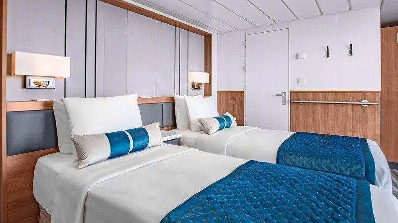 Category 7 - Balcony Suite Photo