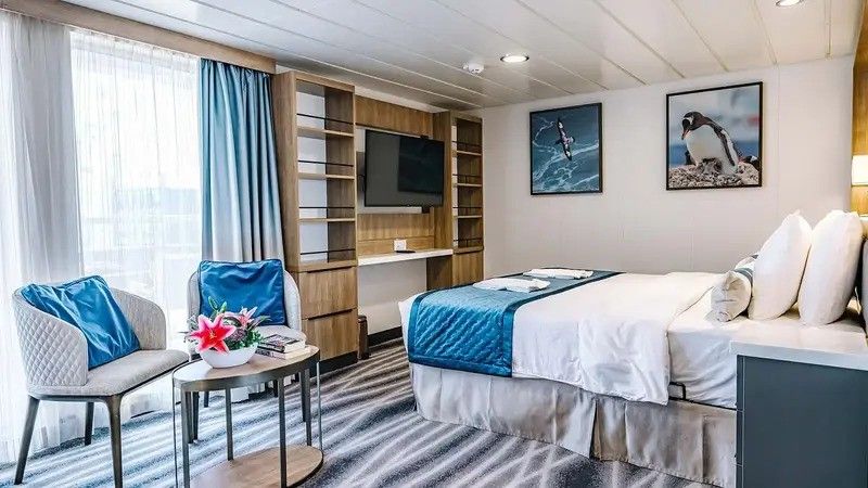 Category 6 - Grand Balcony Cabin Photo