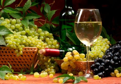 New Years Traditions and Superstitions - grapes and wine