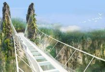Glass Bottom in Bridge China To Be Completed Next Month Glass Bottom in Bridge China To Be Completed Next Month